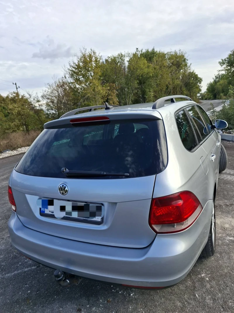 VW Golf Variant 1.9 TDI, снимка 4 - Автомобили и джипове - 52943345