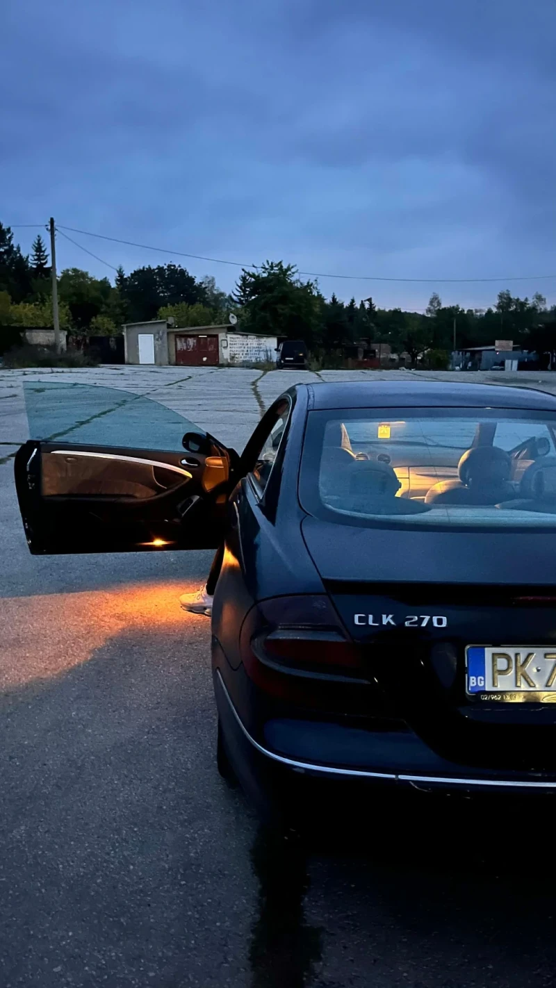 Mercedes-Benz CLK 270 CDI, снимка 2 - Автомобили и джипове - 53044591