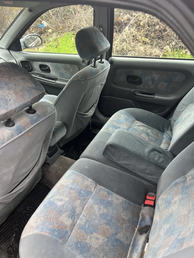 Renault Laguna 2.0бензин, снимка 5 - Автомобили и джипове - 53241322