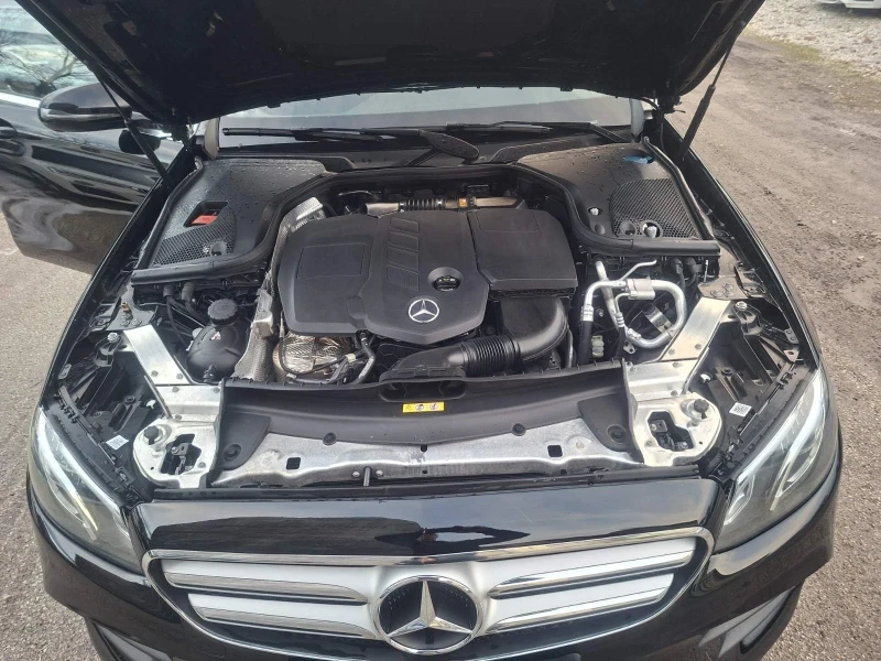 Mercedes-Benz E 220 D AMG ШВЕЙЦАРИЯ , снимка 15 - Автомобили и джипове - 53262761