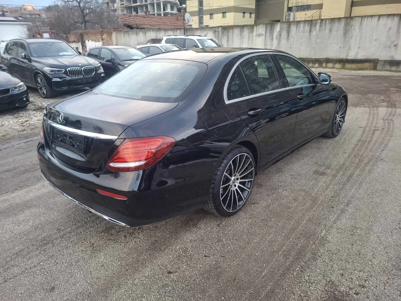 Mercedes-Benz E 220 D AMG ШВЕЙЦАРИЯ , снимка 7 - Автомобили и джипове - 53262761