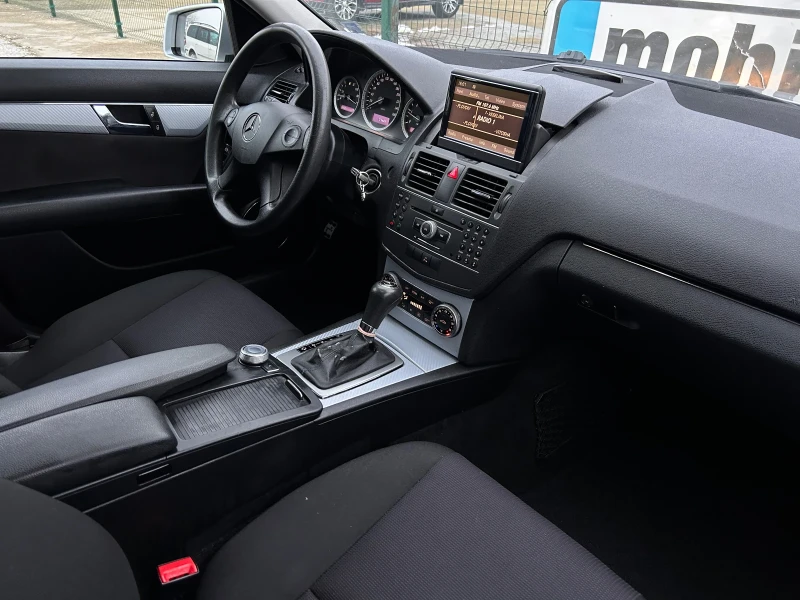 Mercedes-Benz C 220, снимка 12 - Автомобили и джипове - 53357982