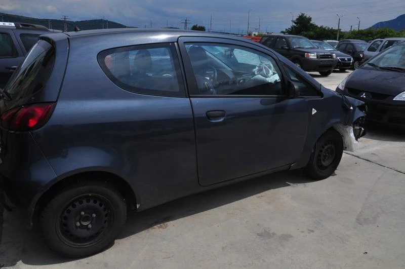 Mitsubishi Colt 1.1 на части - изображение 6