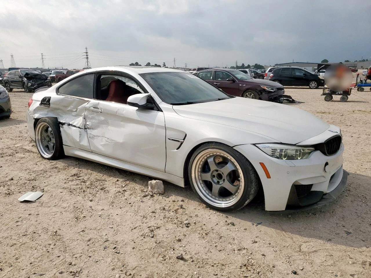 BMW M4  - изображение 5