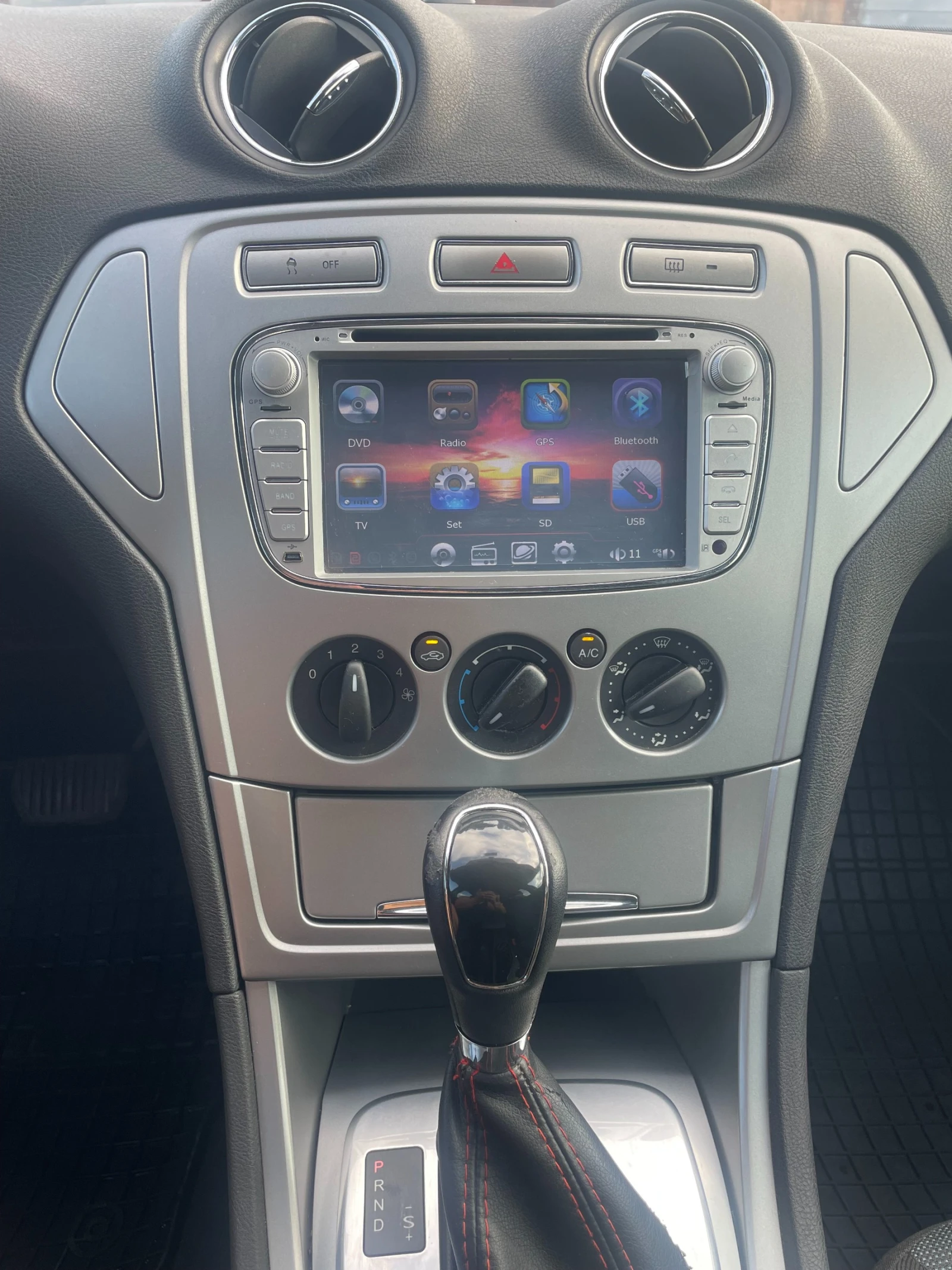 Ford Mondeo  - изображение 7