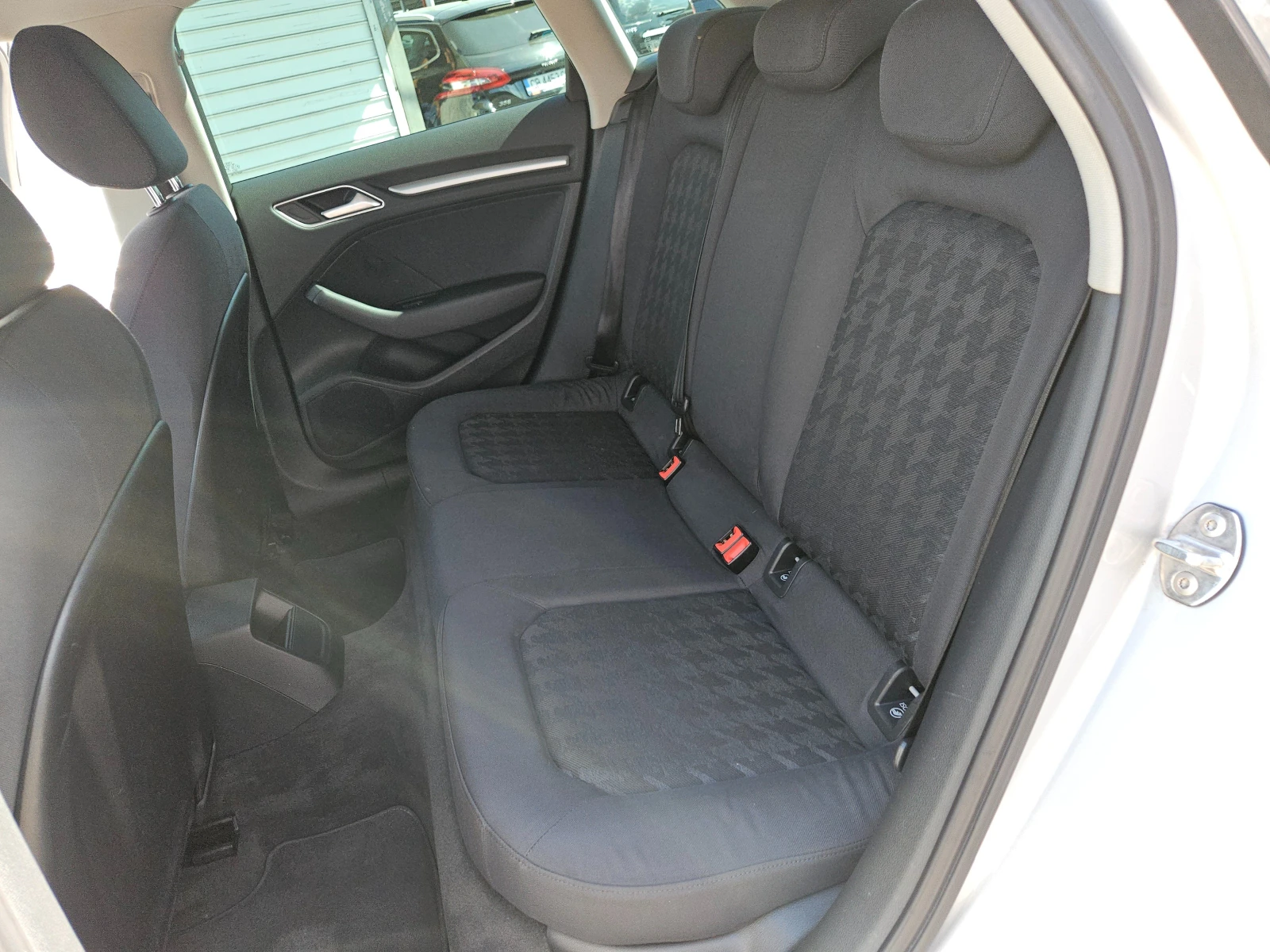 Audi A3 1.6TDI/SportBack/6ск/ACC/NAVI/БЛУТУТ/EURO 5B/ТОП | Mobile.bg — изображение 16
