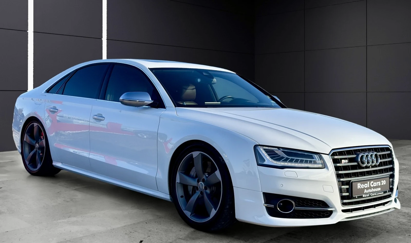 Audi S8 CERAMIC* B&O* DISTR* 360 CAM* KEYLESS* 3xTV* HUD*  - изображение 7