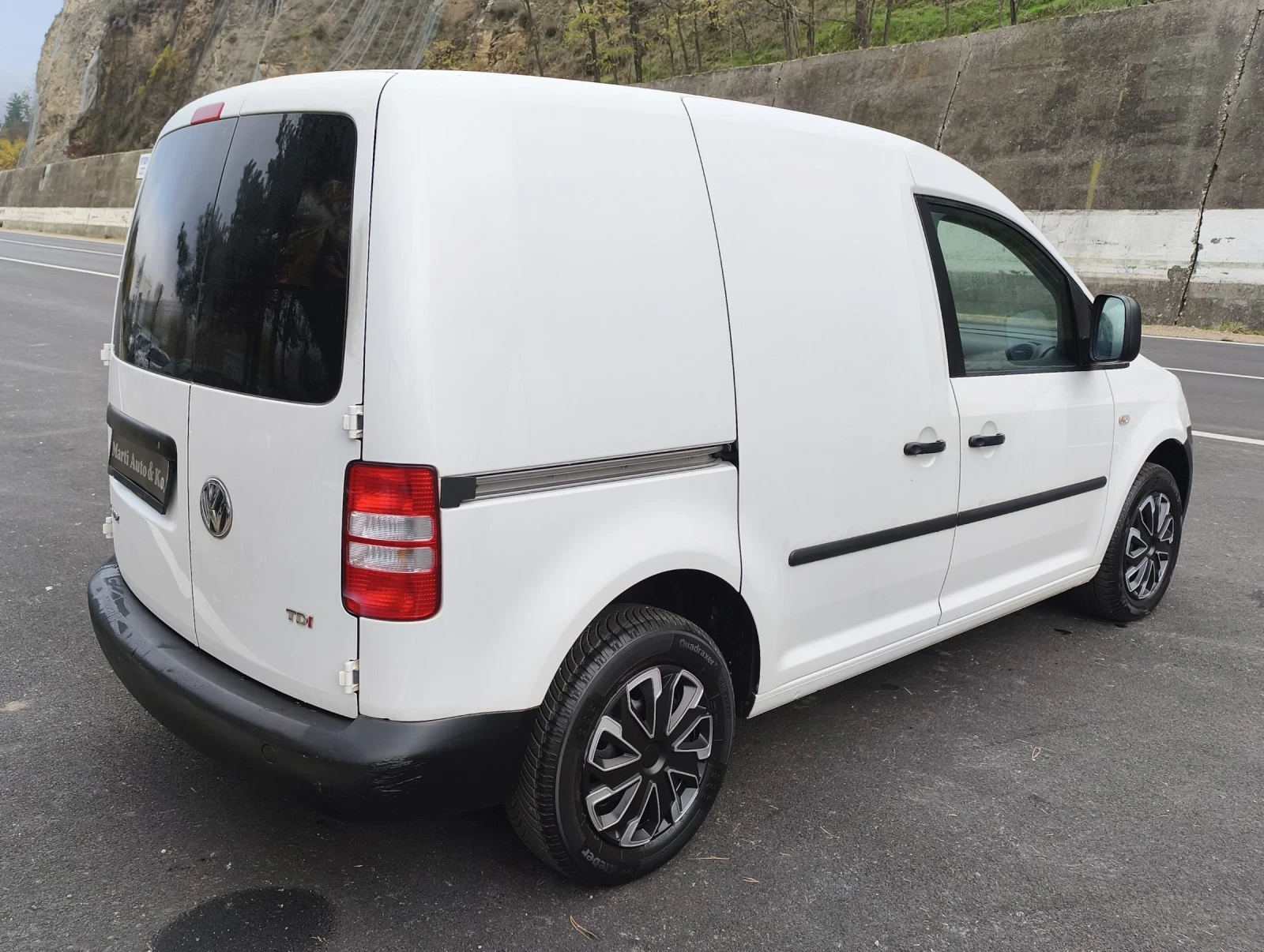 VW Caddy 1.6 TDI | Mobile.bg   7