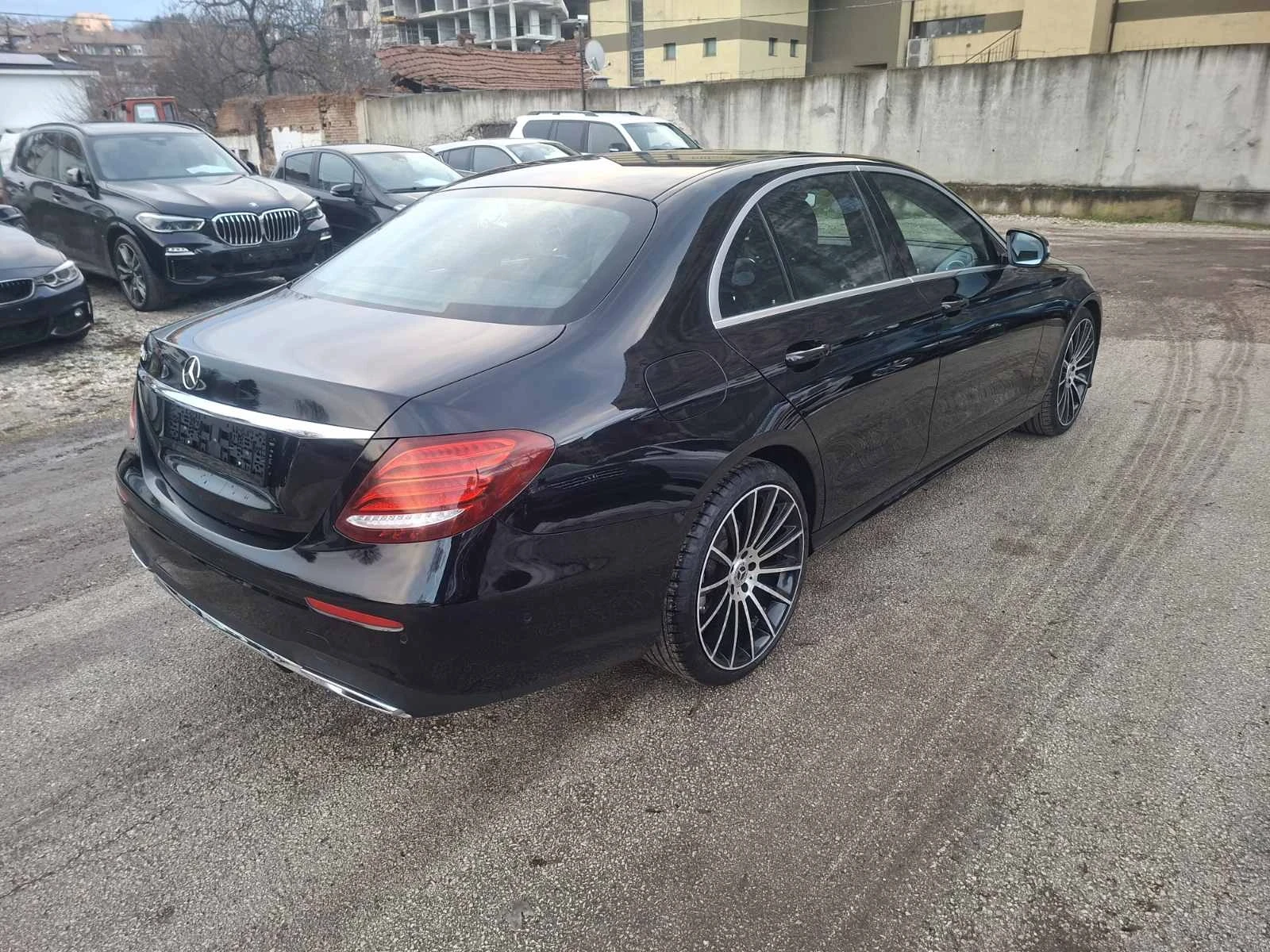 Mercedes-Benz E 220 D AMG ШВЕЙЦАРИЯ  - изображение 7