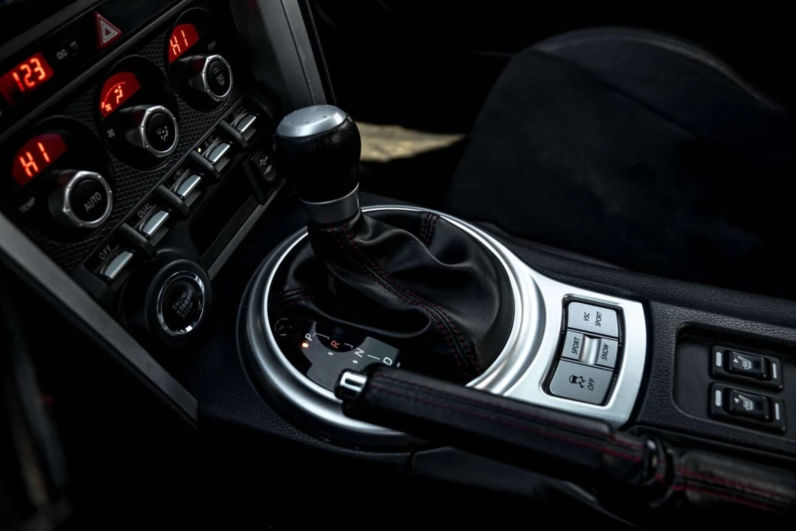 Subaru BRZ * High * CARFAX * ���� �� �� | Mobile.bg � ����������� 14