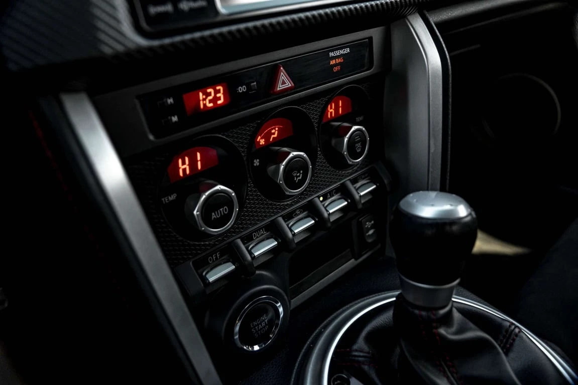 Subaru BRZ * High * CARFAX * ���� �� �� | Mobile.bg � ����������� 15