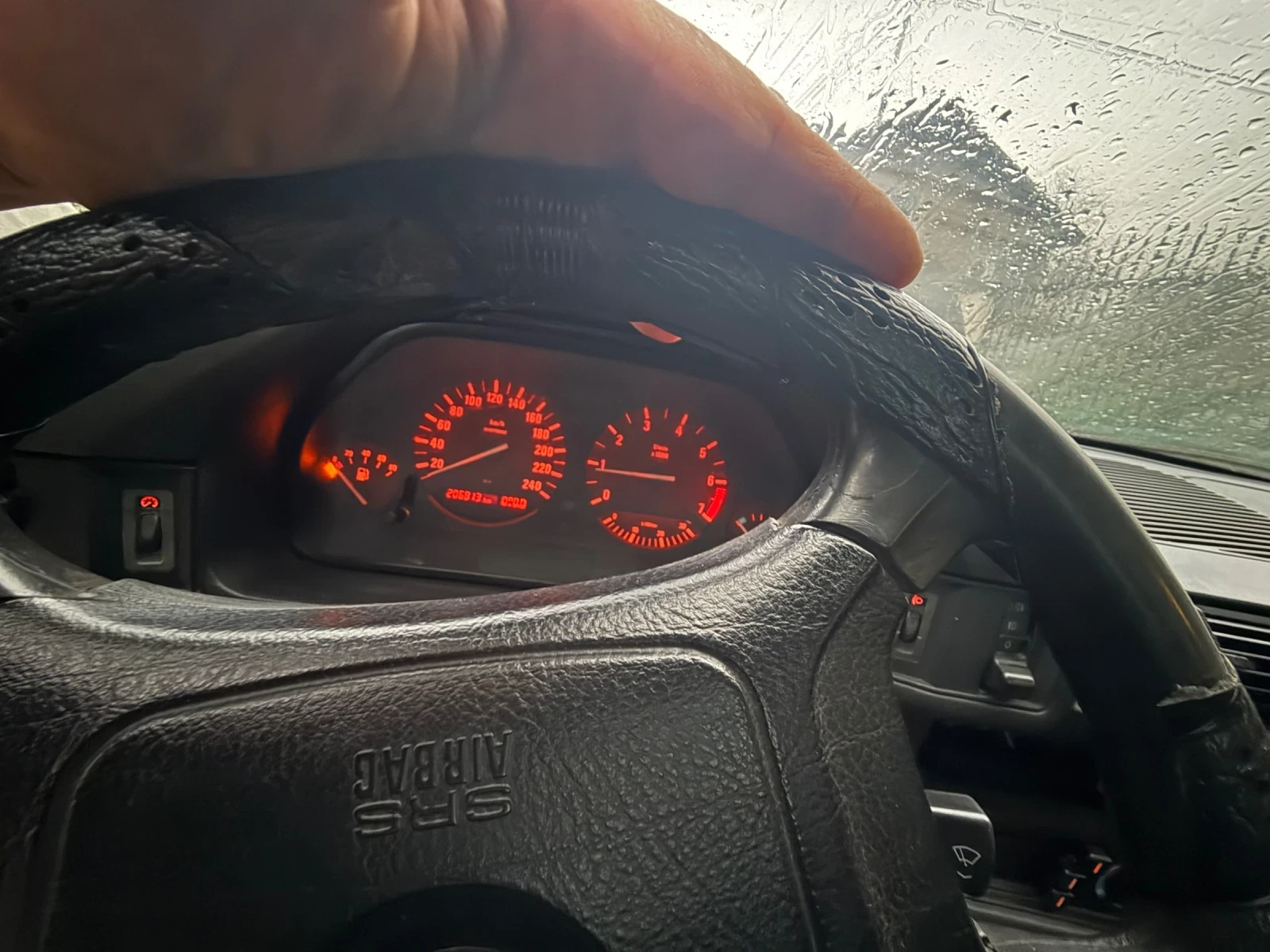 BMW 520  - изображение 8