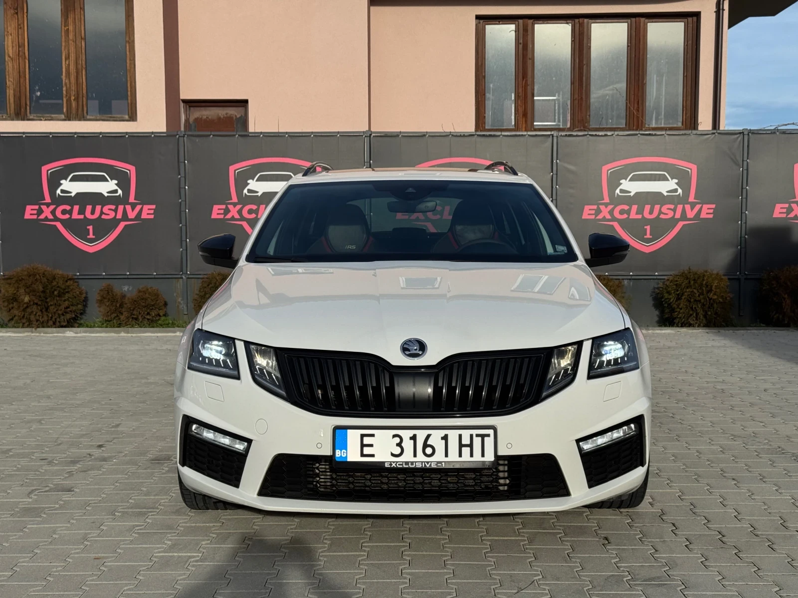 Skoda Octavia VRS 4x4 FULL PANORAMA  - изображение 8