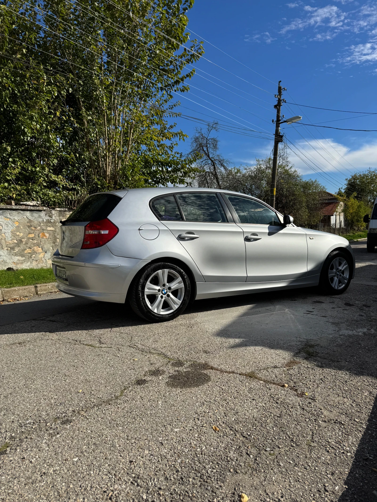 BMW 118, снимка 4 - Автомобили и джипове - 53712104