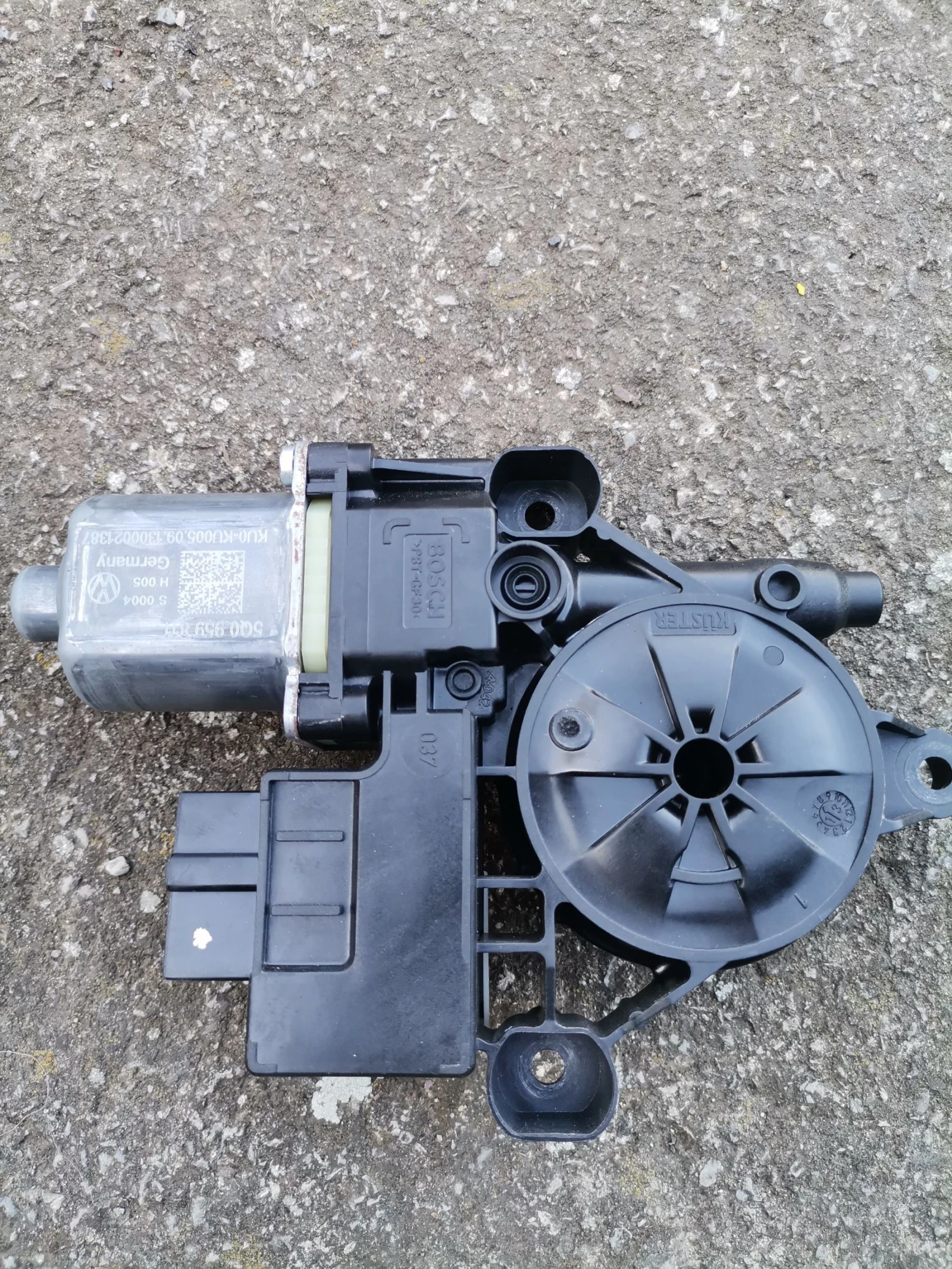 Audi A3 Оборудване за врата , снимка 9 - Автомобили и джипове - 53968232