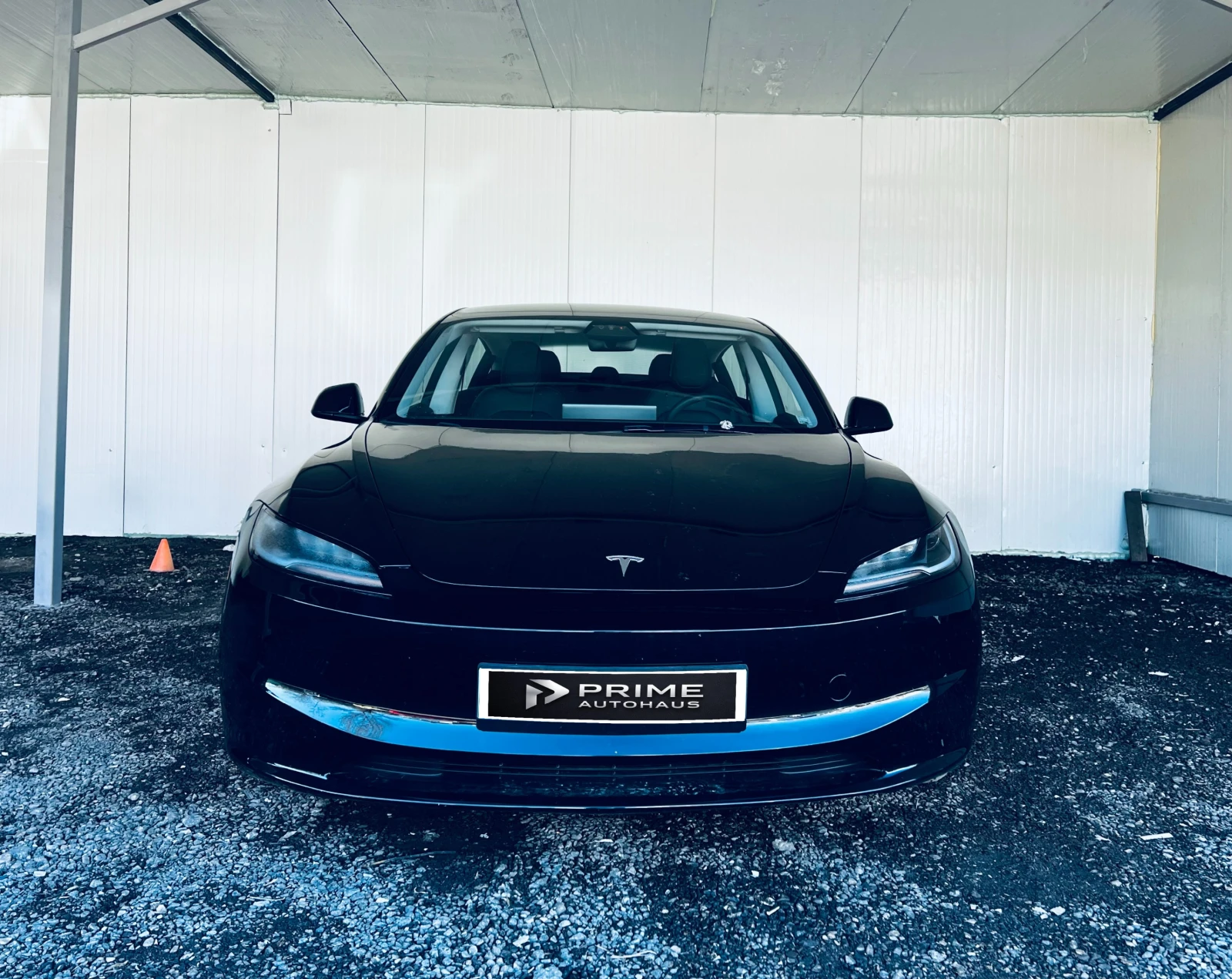 Tesla Model 3 Highland, снимка 2 - Автомобили и джипове - 54113327