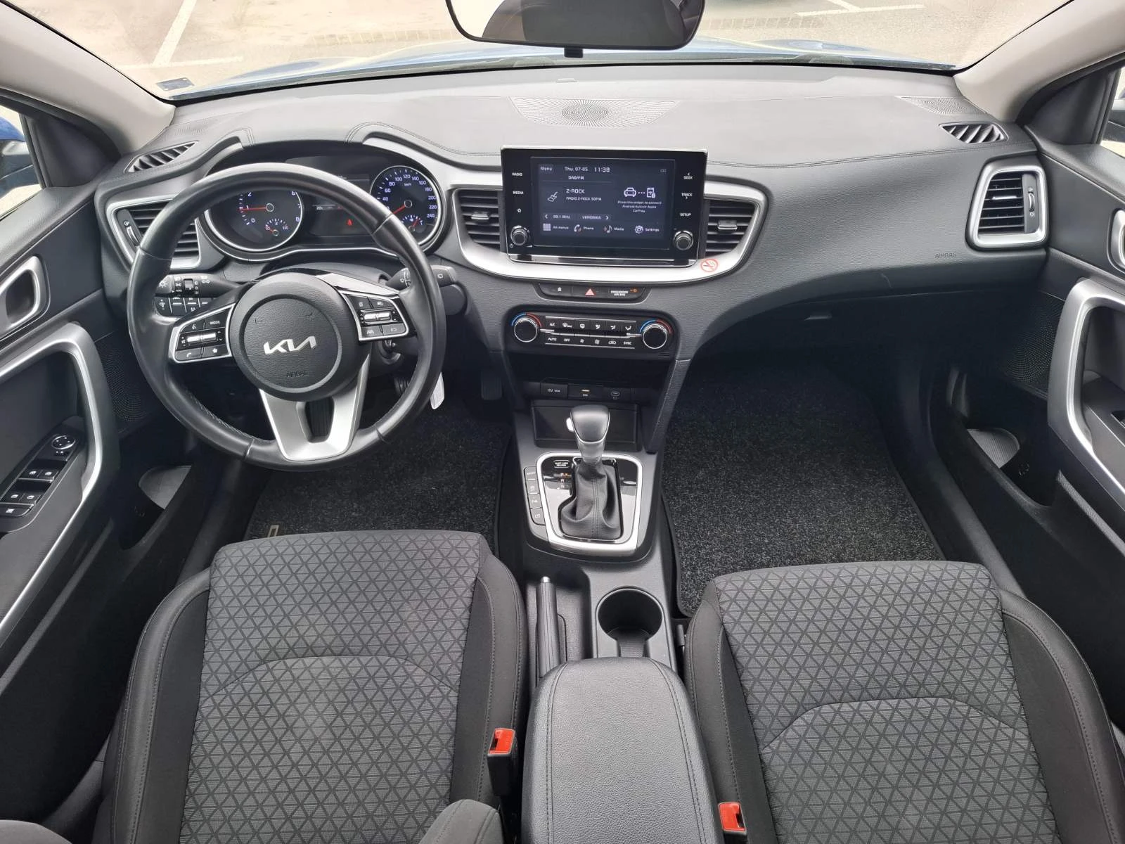 Kia Ceed 1.5 T-gdi Comfort Гаранция, снимка 8 - Автомобили и джипове - 54531786