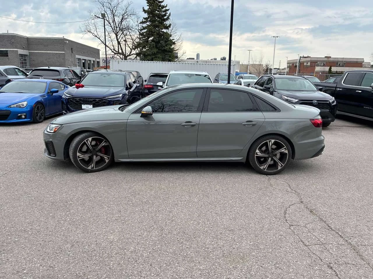 Audi S4 Technik /360/DIS/MATRIX/B&O/МАСАЖИ/АВТОКРЕДИТ, снимка 2 - Автомобили и джипове - 54589120