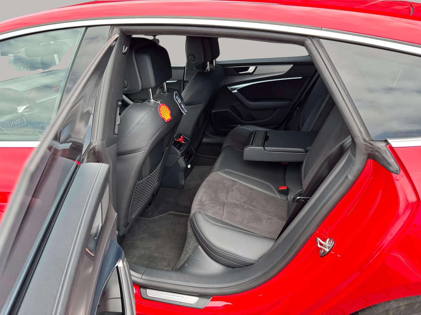 VW Arteon, снимка 9 - Автомобили и джипове - 56421916