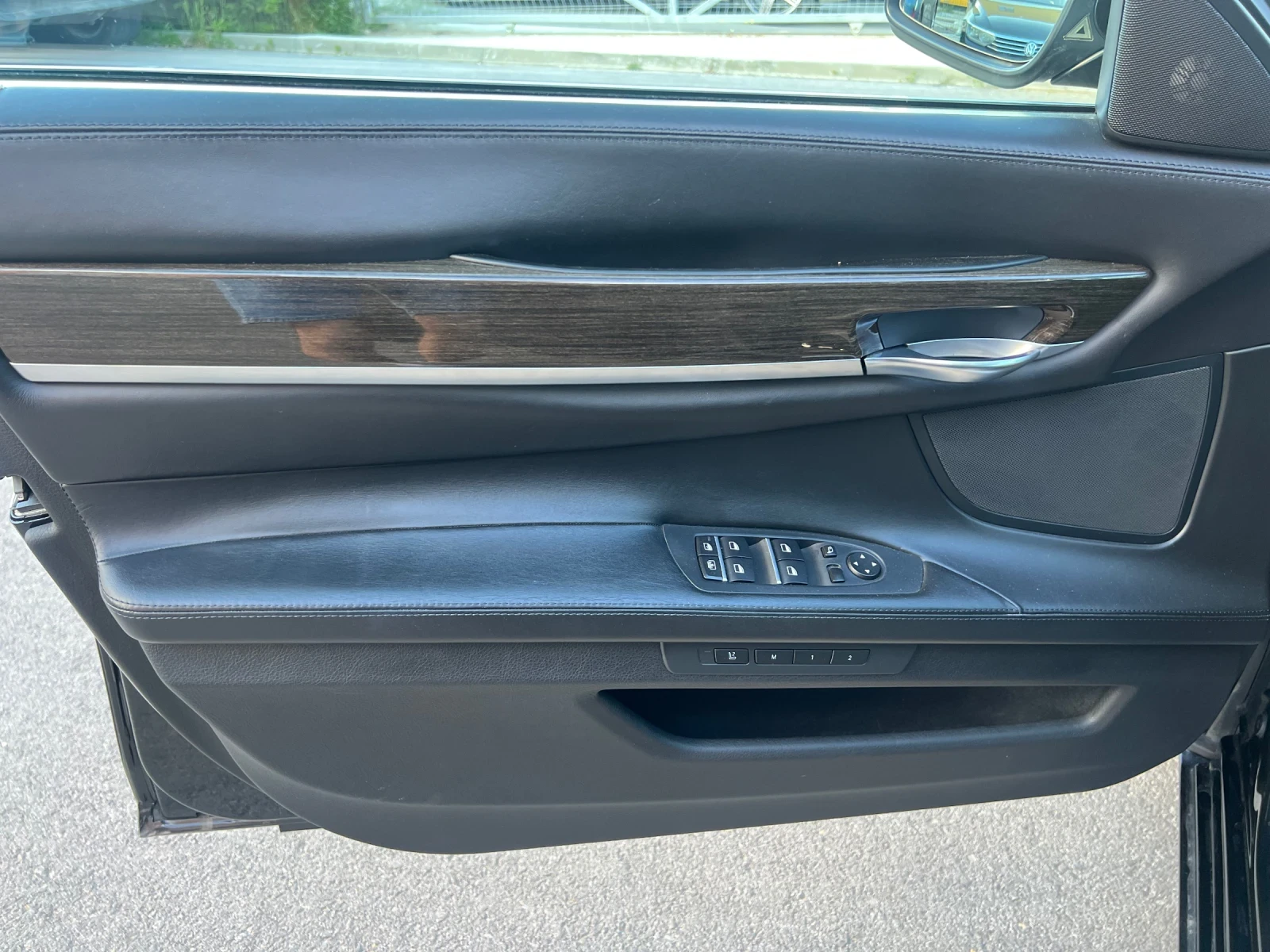 BMW 730, снимка 17 - Автомобили и джипове - 54714510