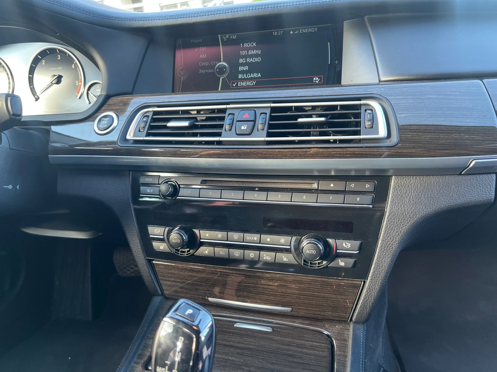 BMW 730, снимка 15 - Автомобили и джипове - 54714510