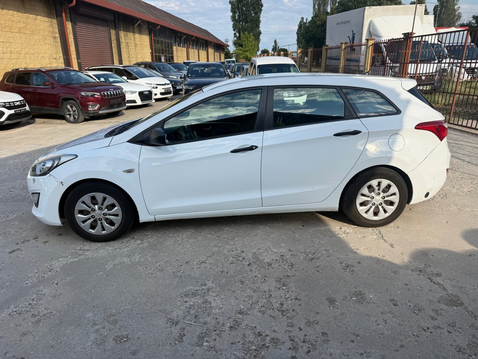 Hyundai I30 1.4i ГАЗ 100кс., снимка 5 - Автомобили и джипове - 55397222
