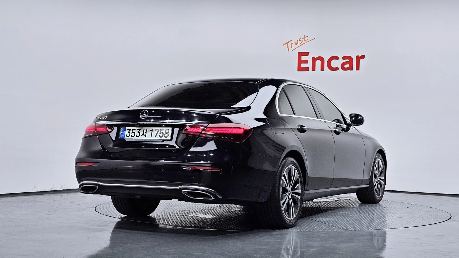 Mercedes-Benz E 250 Avantgarde , снимка 2 - Автомобили и джипове - 55435204