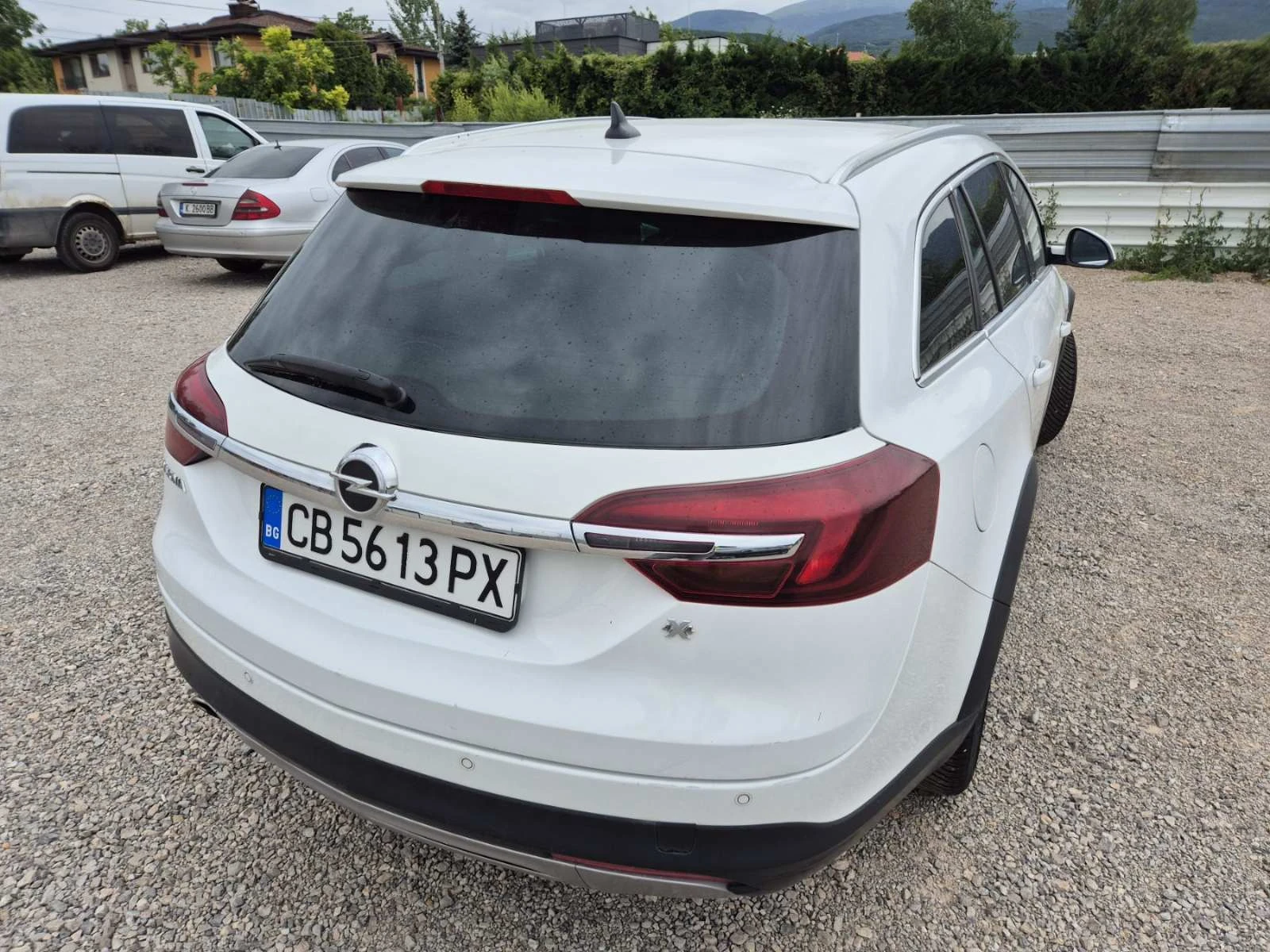 Opel Insignia, снимка 7 - Автомобили и джипове - 56097454
