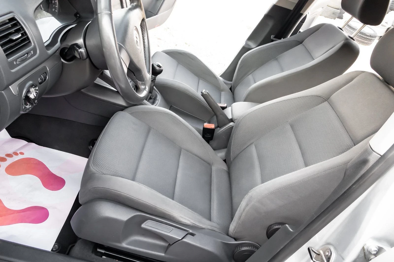 VW Golf 1.9tdi bkc, снимка 9 - Автомобили и джипове - 55548303