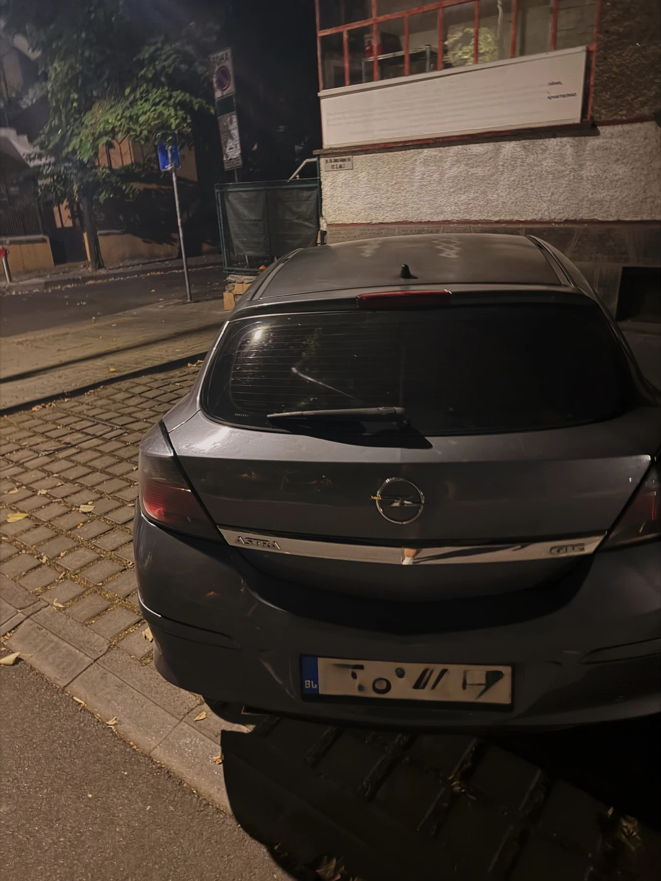Opel Astra, снимка 2 - Автомобили и джипове - 55751930