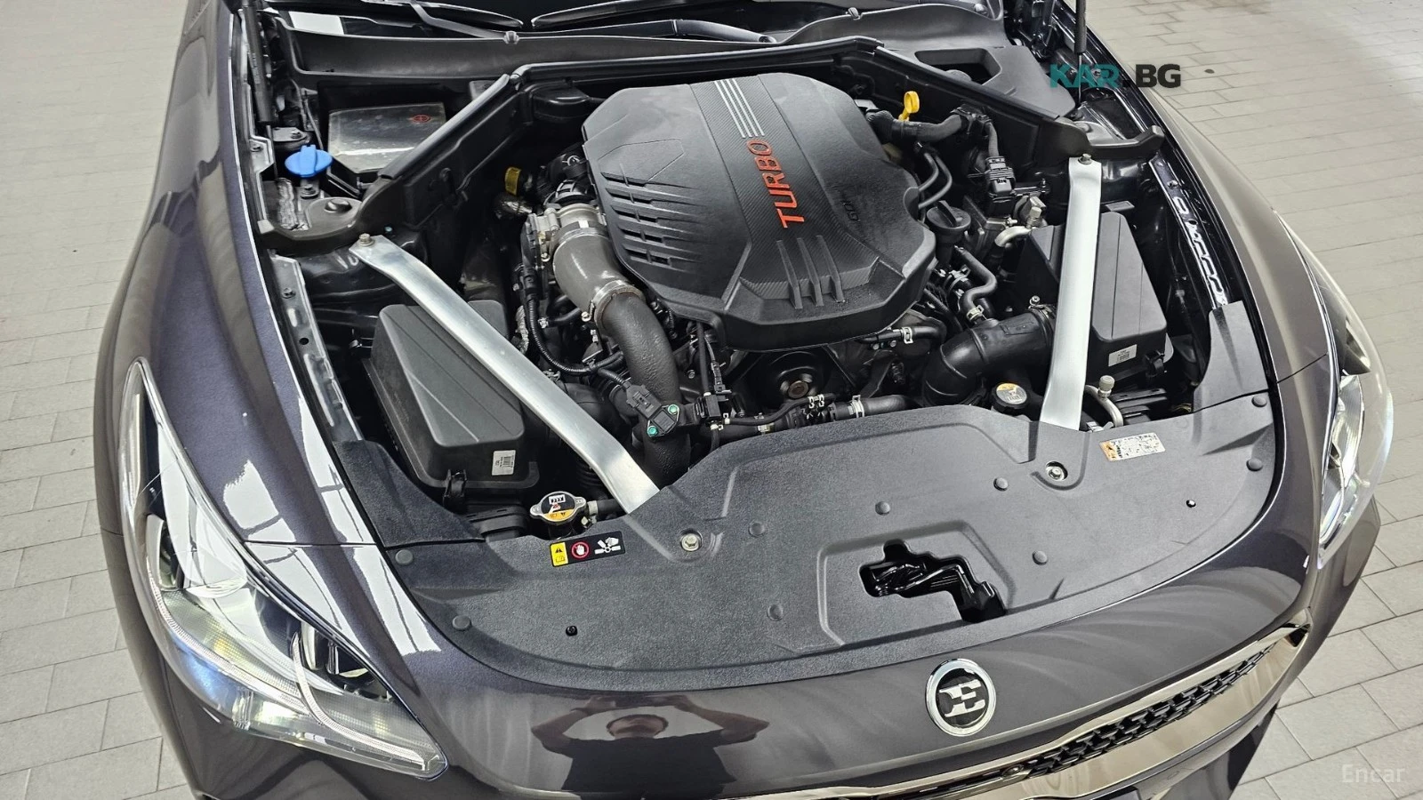 Kia Stinger 3.3T/AWD/DRIVE-ASSITS, снимка 16 - Автомобили и джипове - 55769723