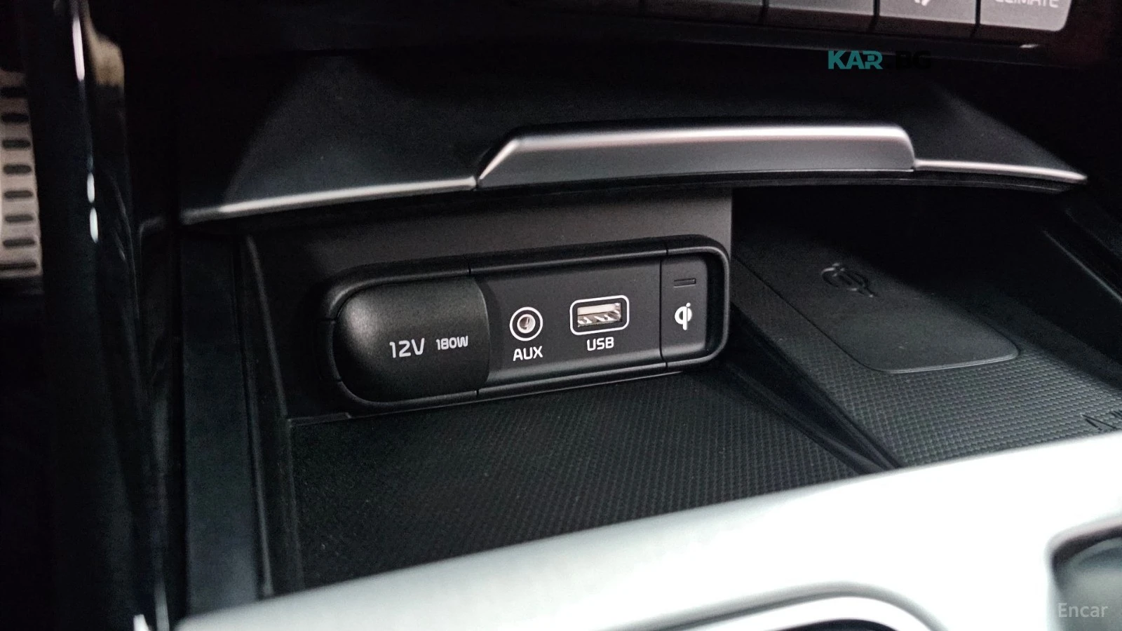 Kia Stinger 3.3T/AWD/DRIVE-ASSITS, снимка 13 - Автомобили и джипове - 55769723
