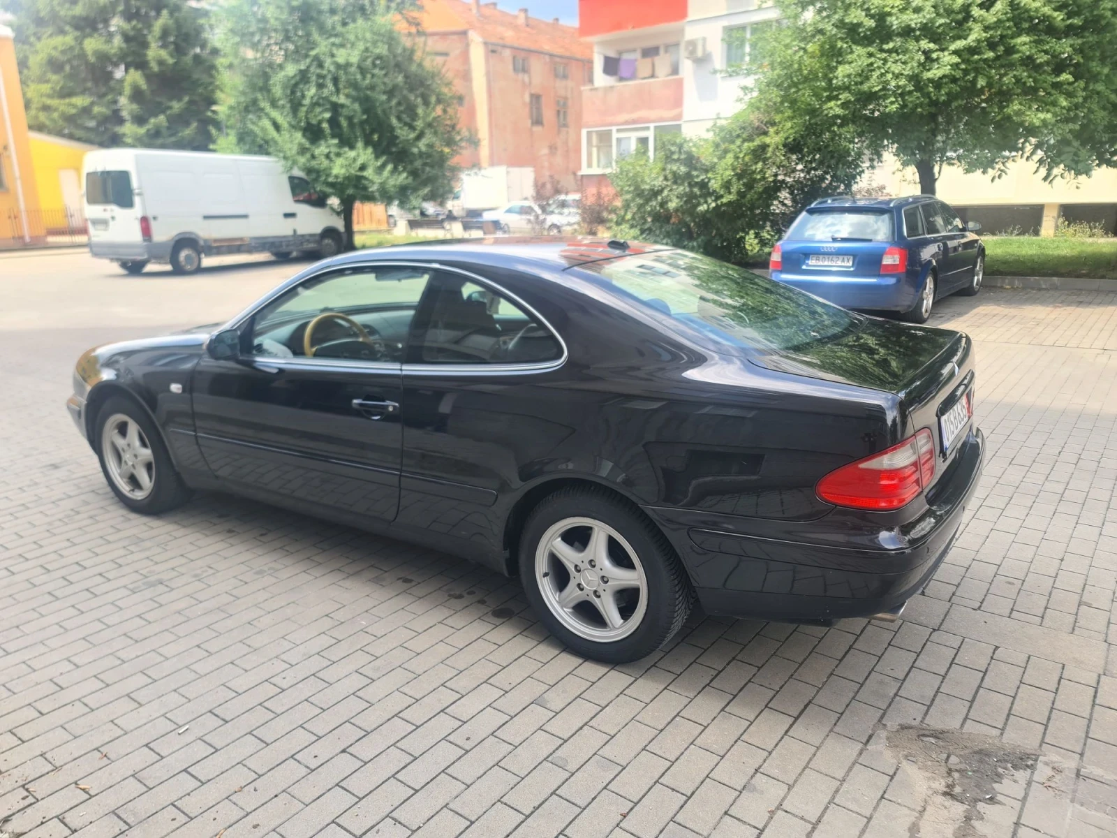 Mercedes-Benz CLK 3.2 бензин 220кс.автомат, снимка 3 - Автомобили и джипове - 55883548