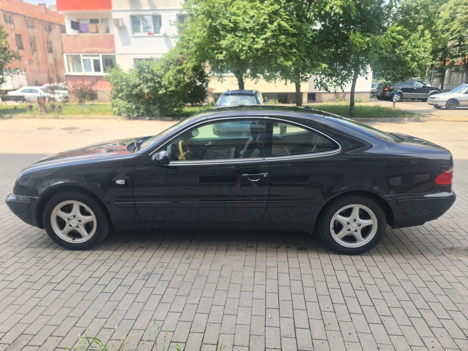 Mercedes-Benz CLK 3.2 бензин 220кс.автомат, снимка 4 - Автомобили и джипове - 55883548