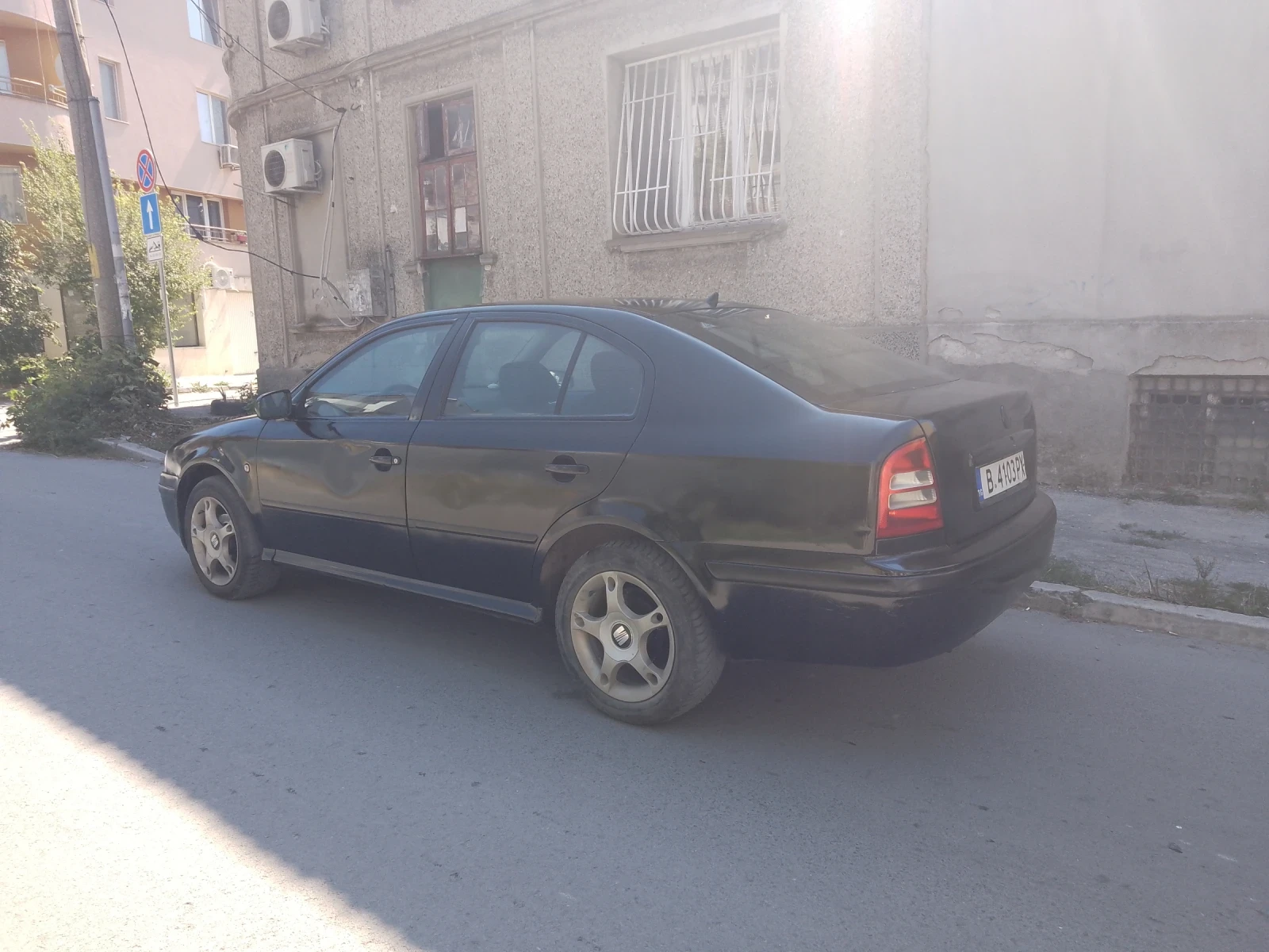 Skoda Octavia 1.6 LPG Климатик, снимка 2 - Автомобили и джипове - 56005847