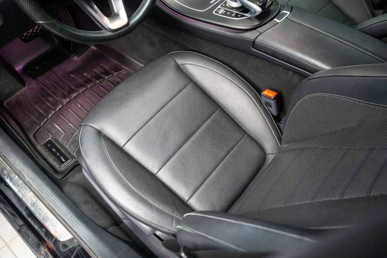 Mercedes-Benz E 400 E 400 4MATIC Sedan, снимка 13 - Автомобили и джипове - 56580127