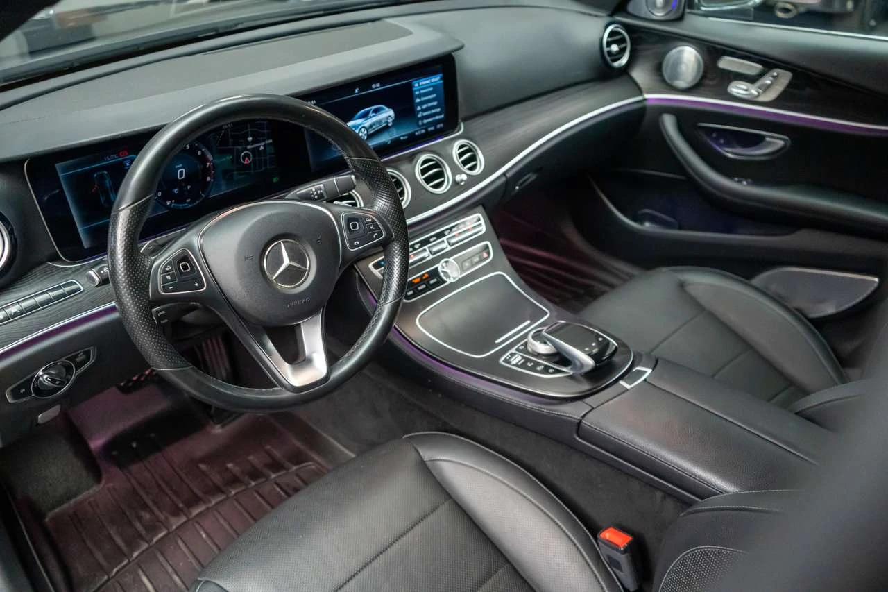Mercedes-Benz E 400 E 400 4MATIC Sedan, снимка 15 - Автомобили и джипове - 56580127