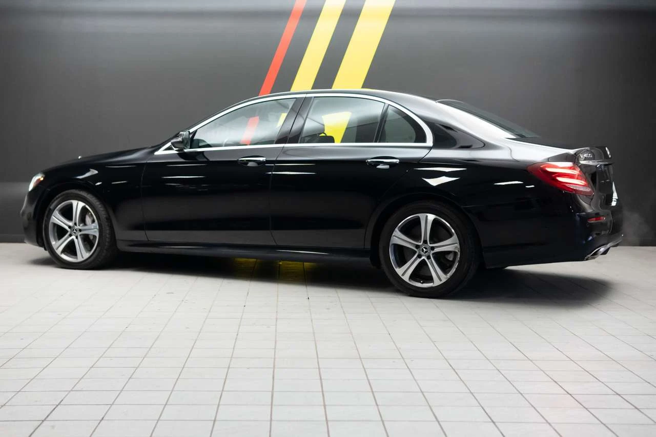 Mercedes-Benz E 400 E 400 4MATIC Sedan, снимка 3 - Автомобили и джипове - 56580127