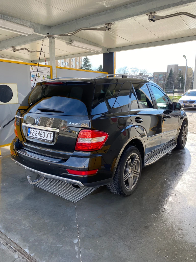 Mercedes-Benz ML 320 Въздушно окачване!, снимка 5 - Автомобили и джипове - 46934111