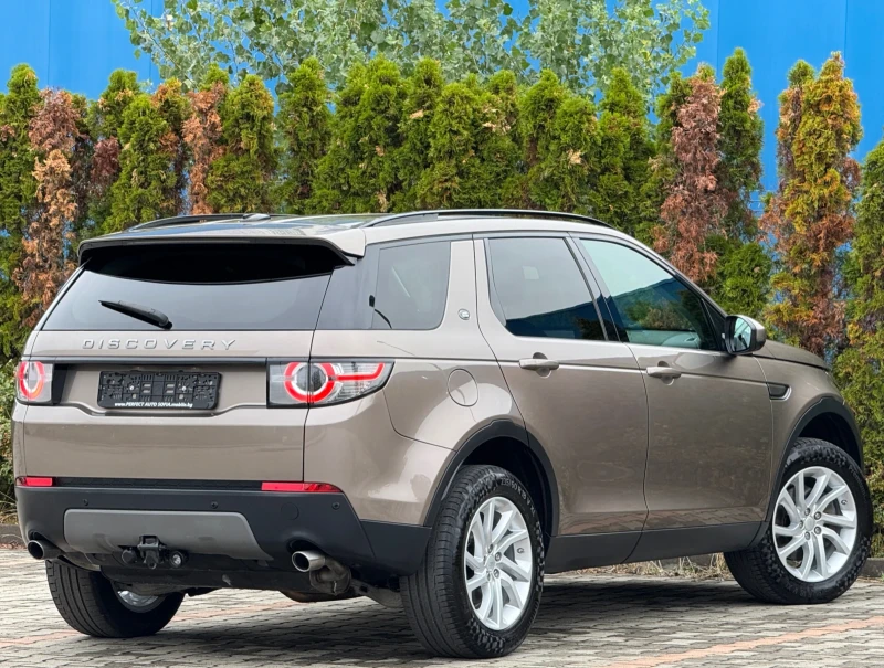 Land Rover Discovery Sport 2.0i-240KC-AWD-9АТ-АВТОМАТ-ПОДГРЕВ-ВОЛАН-189Х.КМ!!, снимка 5 - Автомобили и джипове - 51938416