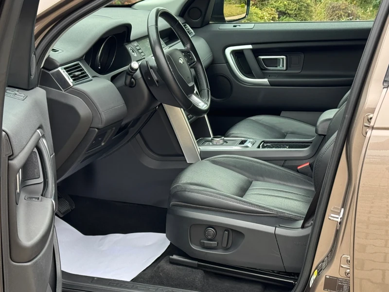 Land Rover Discovery Sport 2.0i-240KC-AWD-9АТ-АВТОМАТ-ПОДГРЕВ-ВОЛАН-189Х.КМ!!, снимка 9 - Автомобили и джипове - 51938416