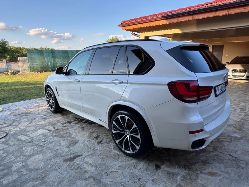 BMW X5 M50D, снимка 4 - Автомобили и джипове - 52230424