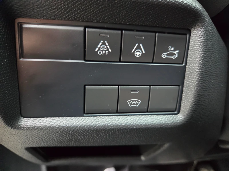 Citroen C5 Aircross 1.5 HDI SHINE* PANORAMA* 360-KAMERA* PARK-ASSIST* , снимка 17 - Автомобили и джипове - 52673815