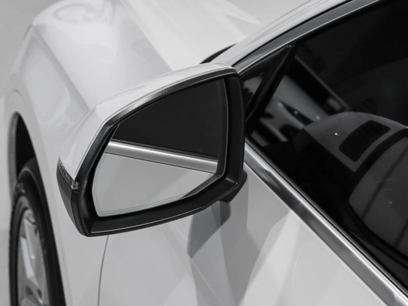 Audi Q5 * 45TFSI Quattro / Komfort Pkg / Heated Seats / Bl, снимка 13 - Автомобили и джипове - 52691365