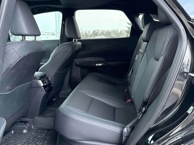 Lexus RX 350h 2024 * CARFAX * БЕЗ ПЪРВОНАЧАЛНА ВНОСКА, снимка 12 - Автомобили и джипове - 52901237