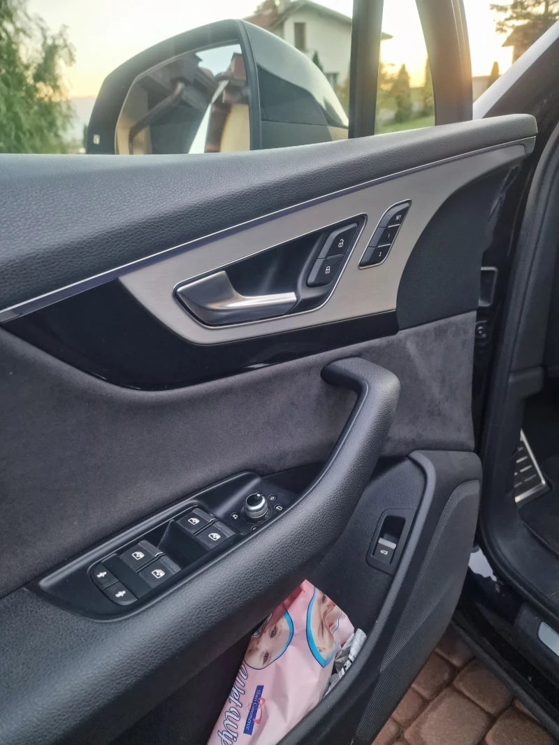 Audi Q7 3X-SLINE-DIGITAL-7МЕСТА-ПАНОРАМА-КАМЕРА 236000км, снимка 13 - Автомобили и джипове - 53037321