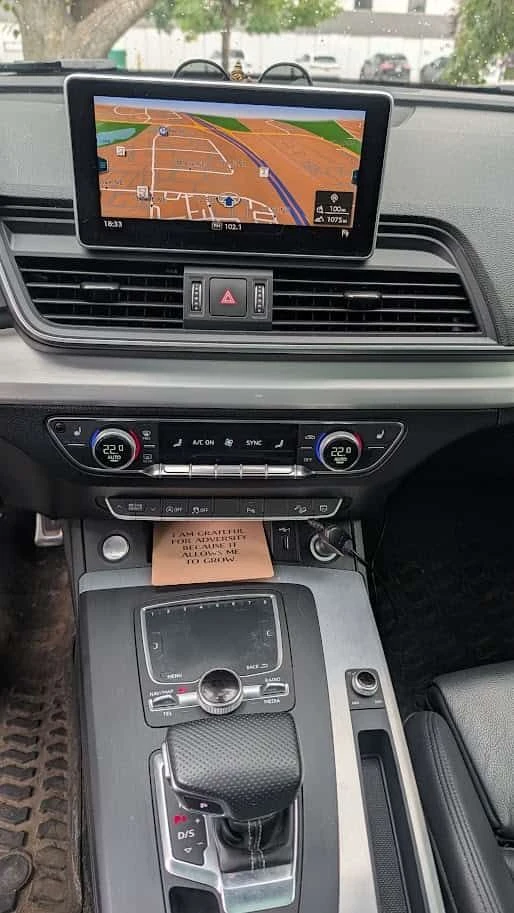 Audi Q5 * Progressiv S-line* CARFAX* АВТОФИНАНСИРАНЕ* , снимка 9 - Автомобили и джипове - 55645547