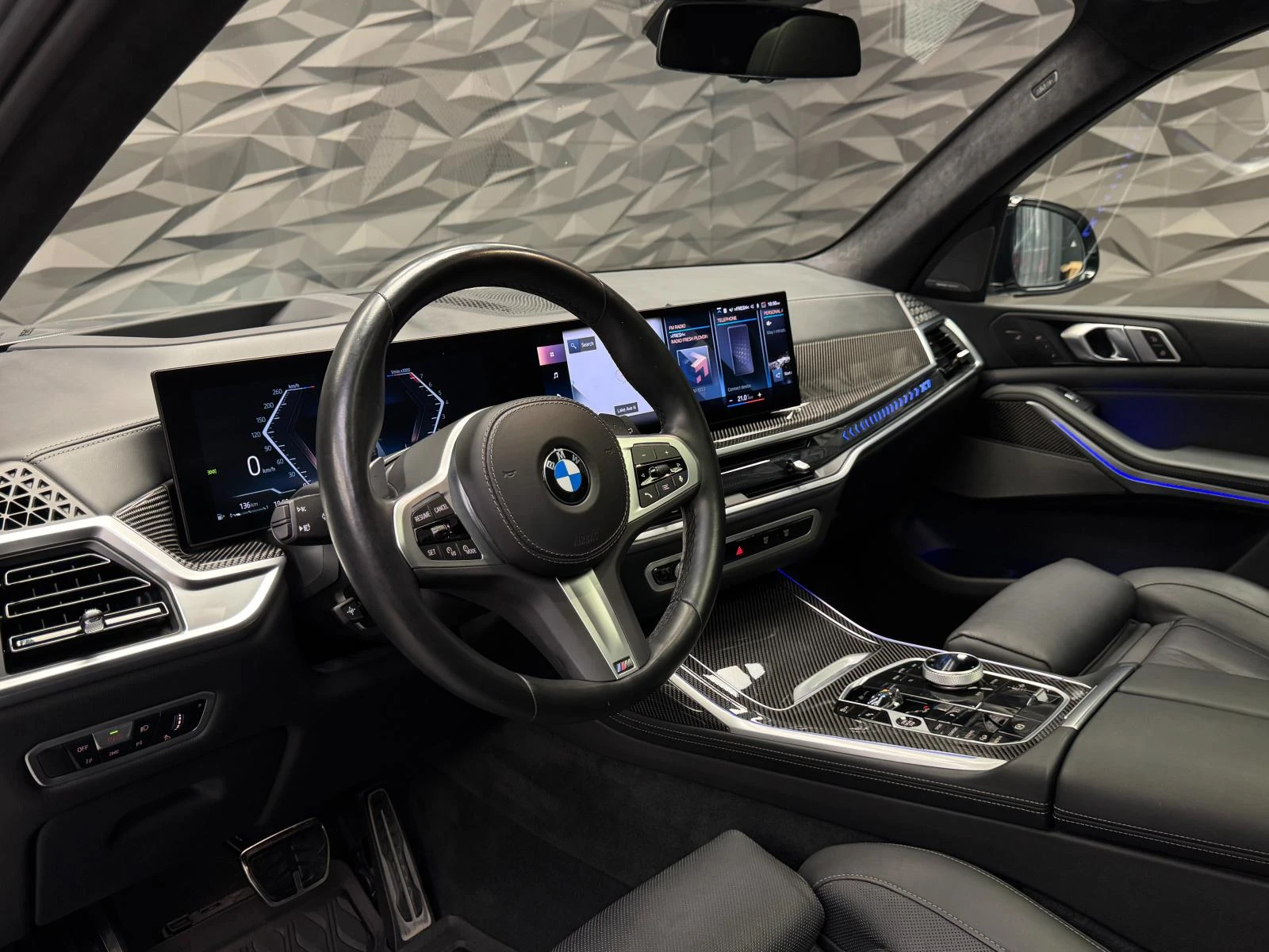 BMW X7 xDrive40i M-pack H&K* 360* Lift* Massage | Mobile.bg   13