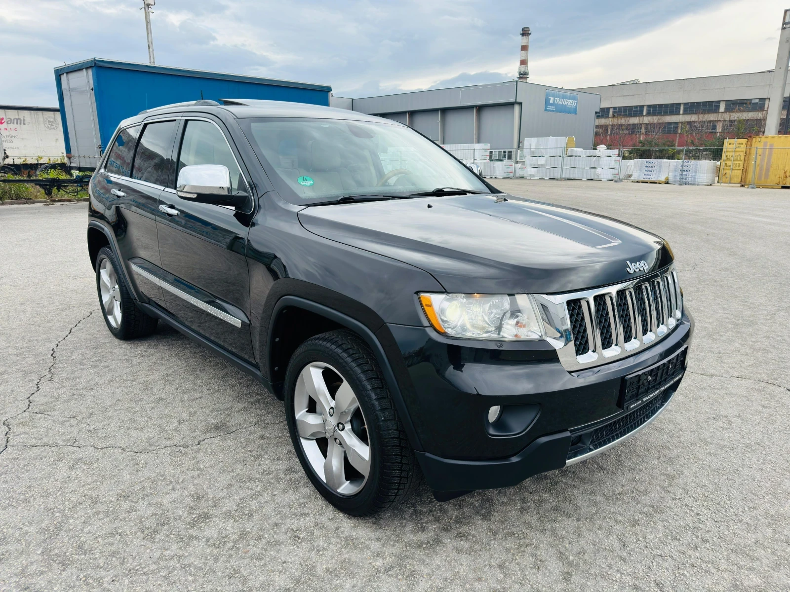 Jeep Grand cherokee 3.6 Швейцария 1-соб. 200 000км Overland Обдух - изображение 8