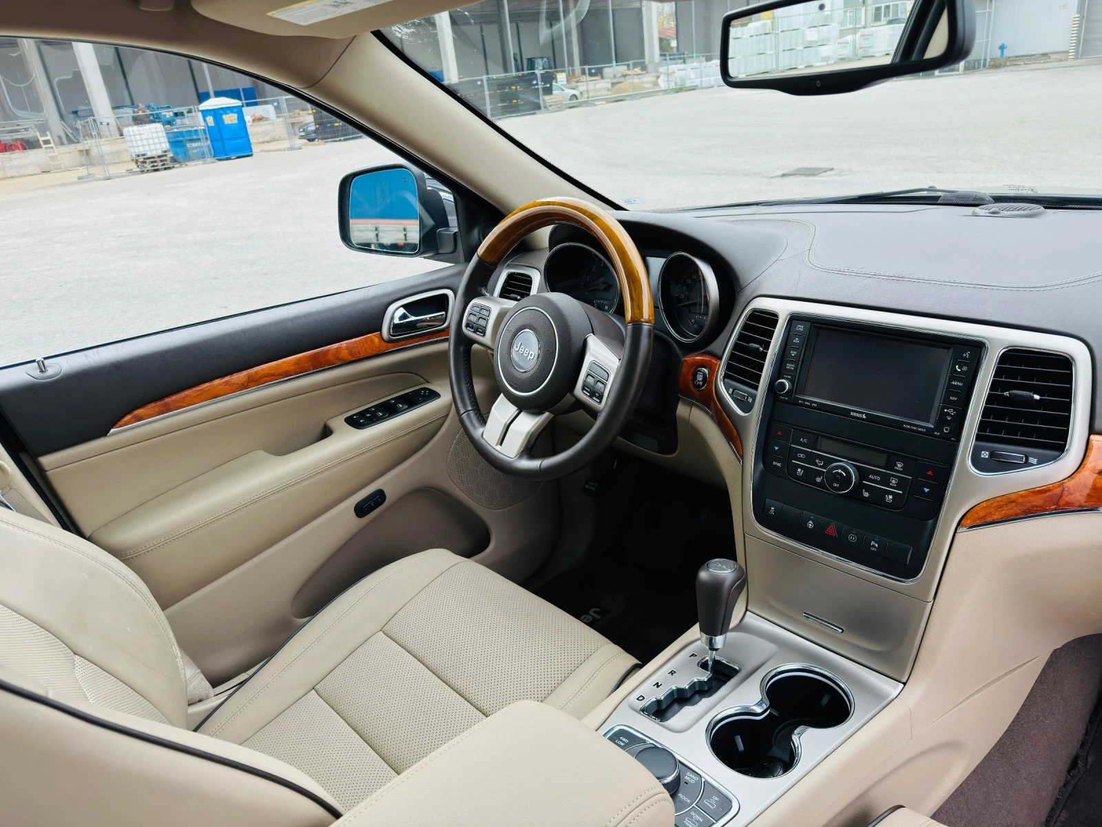 Jeep Grand cherokee 3.6  1-. 200 000 Overland  | Mobile.bg   12